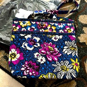 Vera Bradley shoulder bag like new
